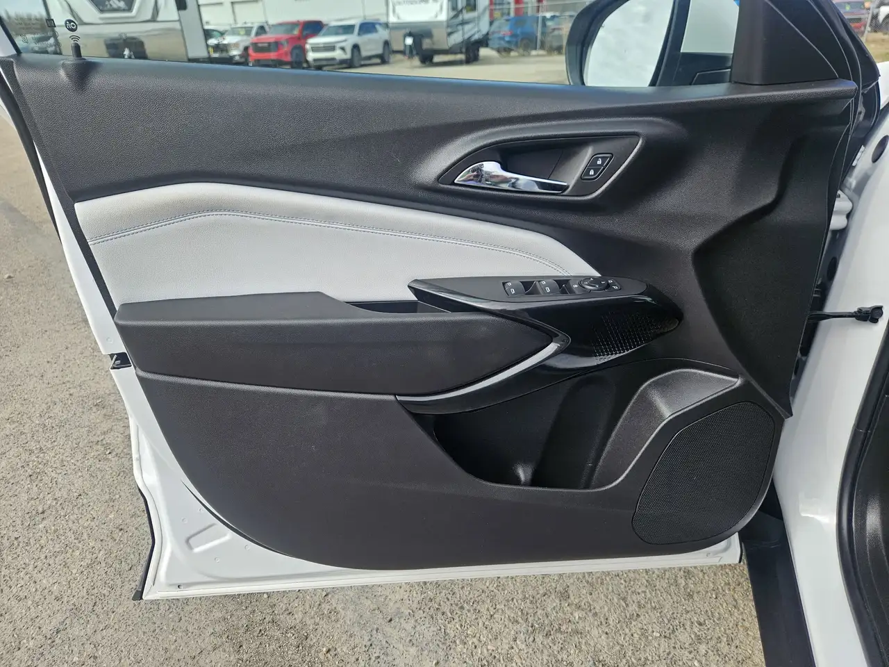 Chevrolet Trax снимка Chevrolet Trax