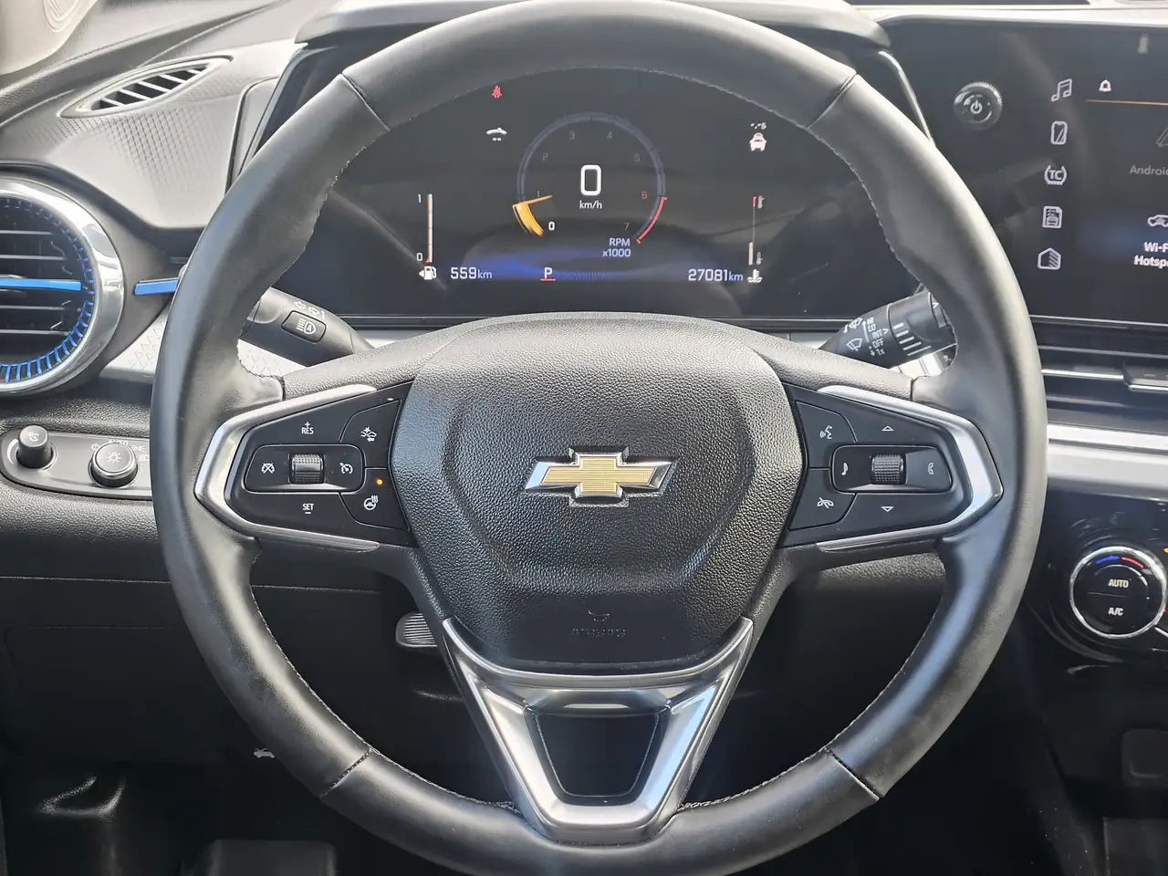 Chevrolet Trax снимка Chevrolet Trax
