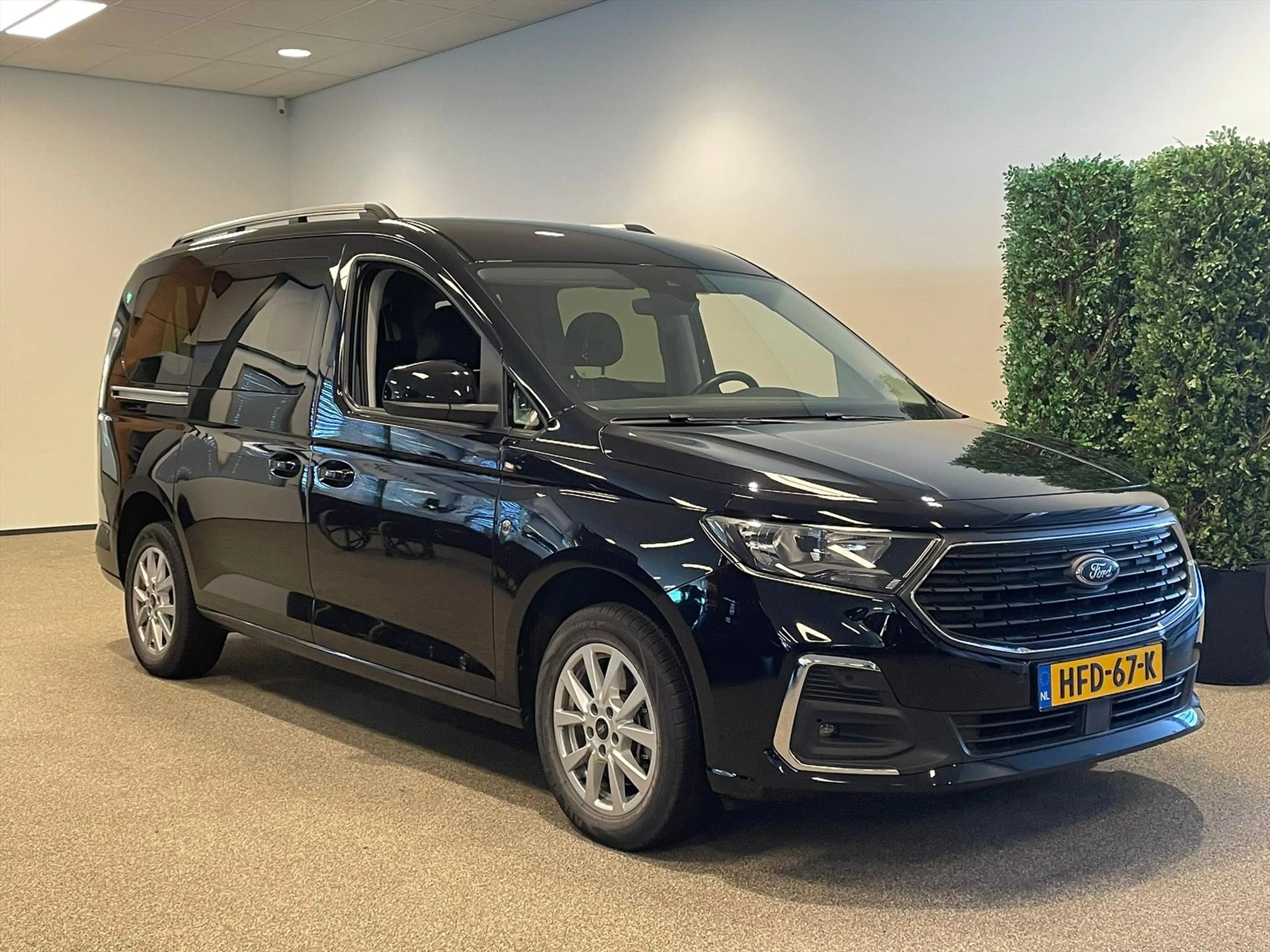 Ford Tourneo Connect L2 Rolstoelauto Automaat 5+1 — photo 10