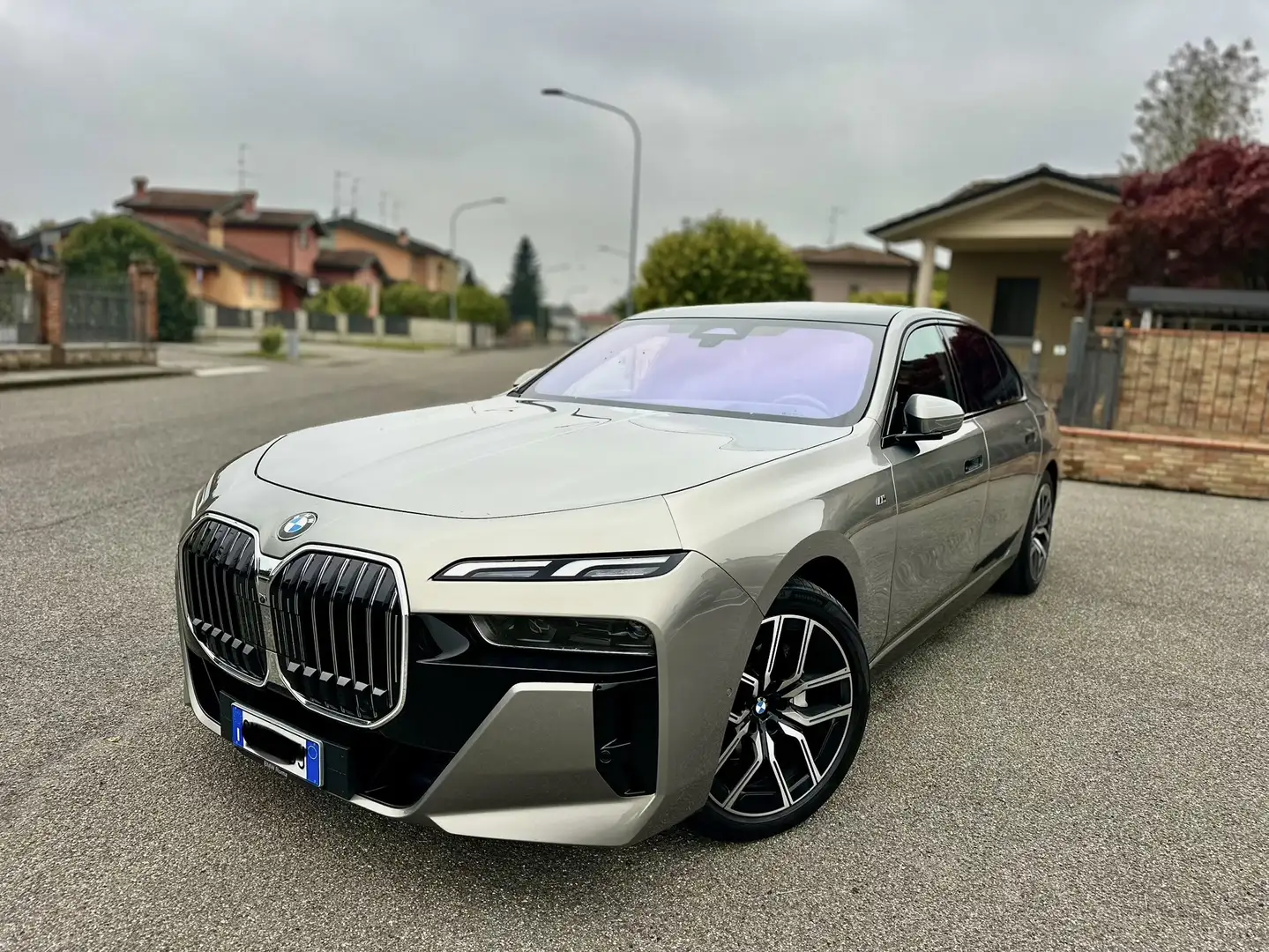 BMW 740 740D lunga 2ani garanzia Bmw,iconic glow…vetro s - 1