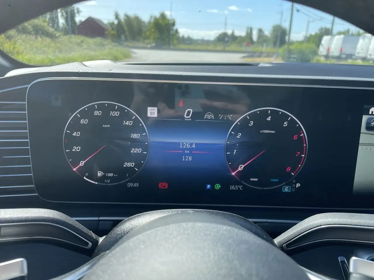 Mercedes-Benz GLE снимка Mercedes-Benz GLE