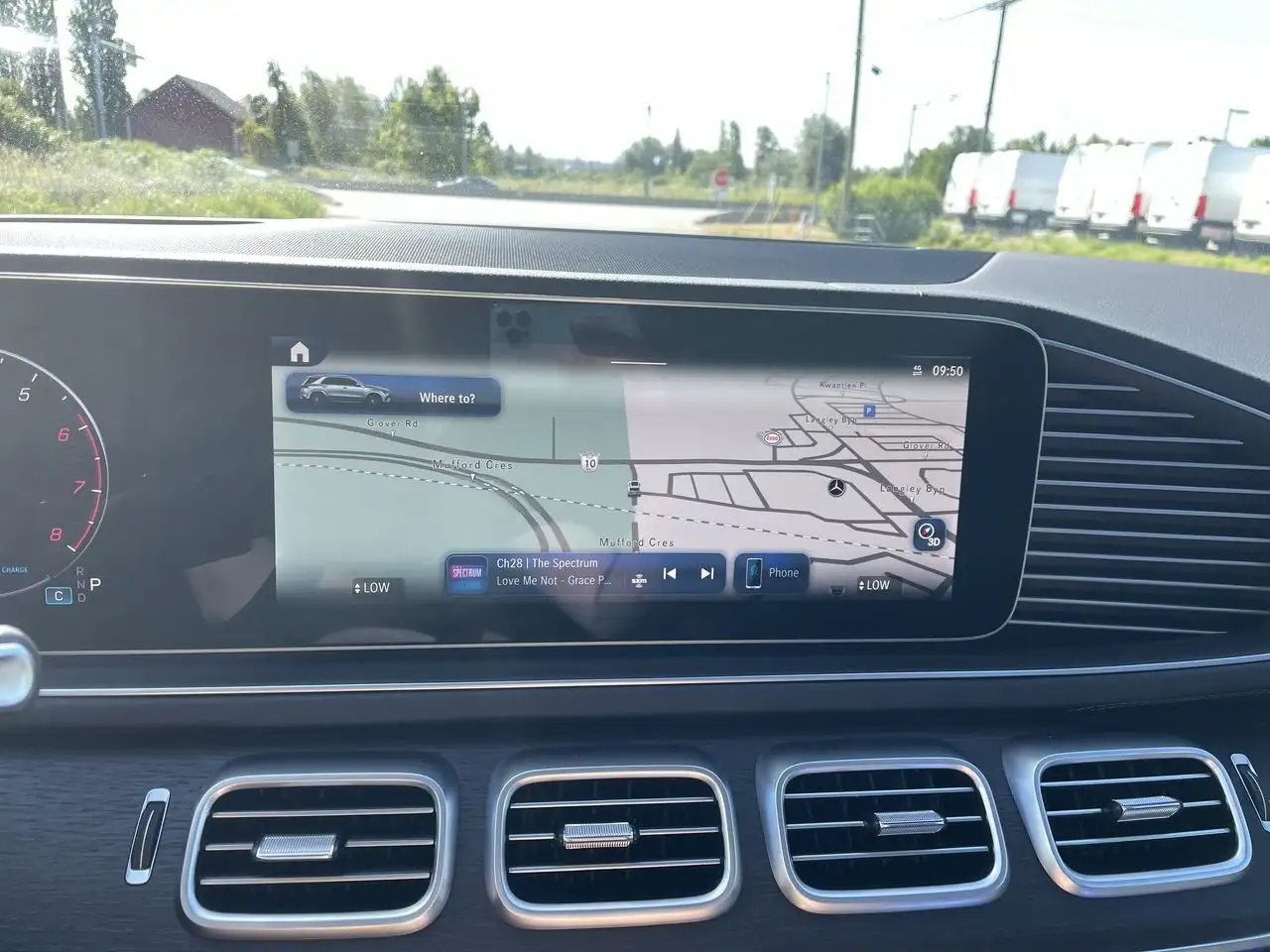 Mercedes-Benz GLE снимка Mercedes-Benz GLE