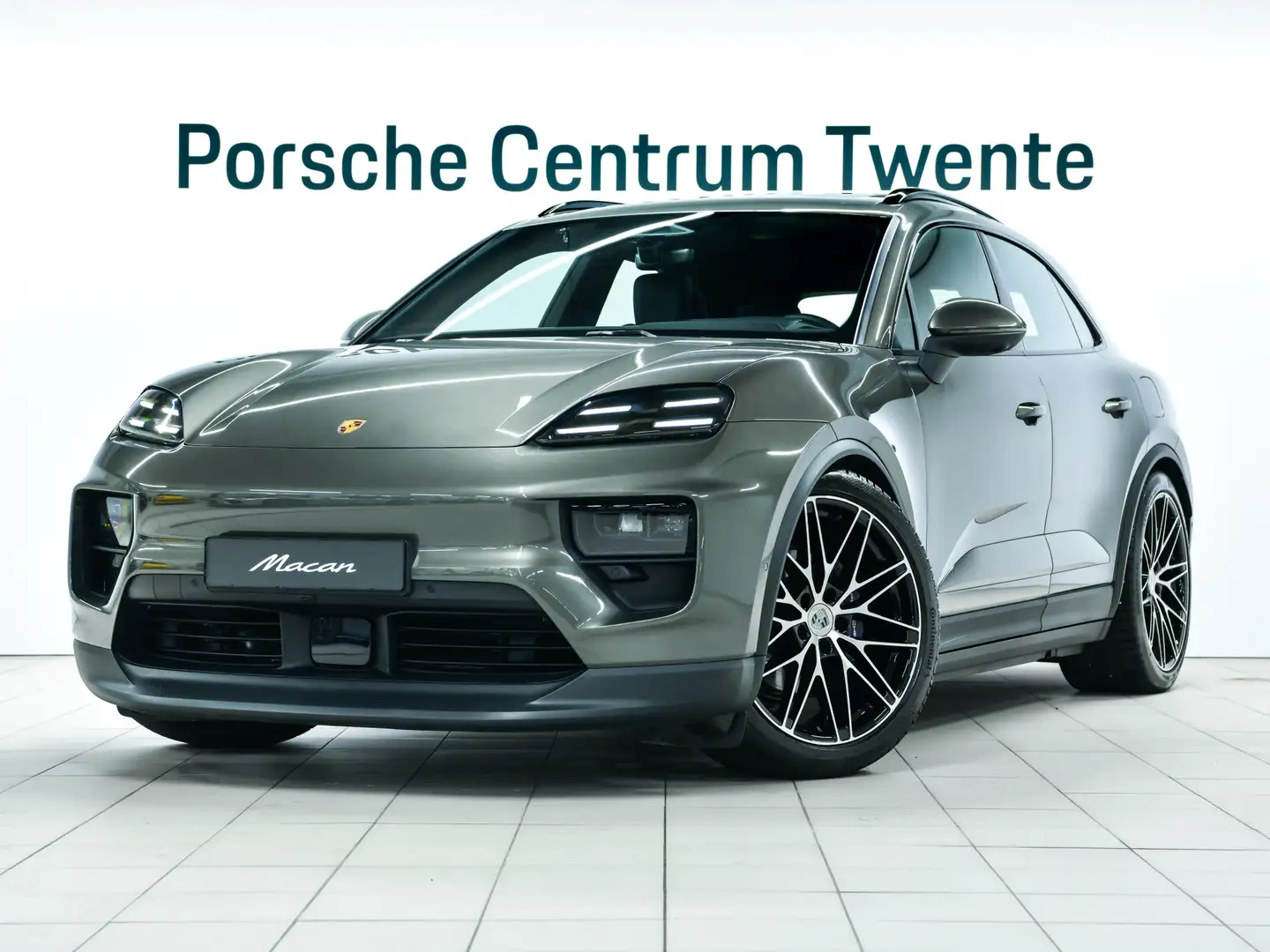 Porsche Macan 4 Groen - 1