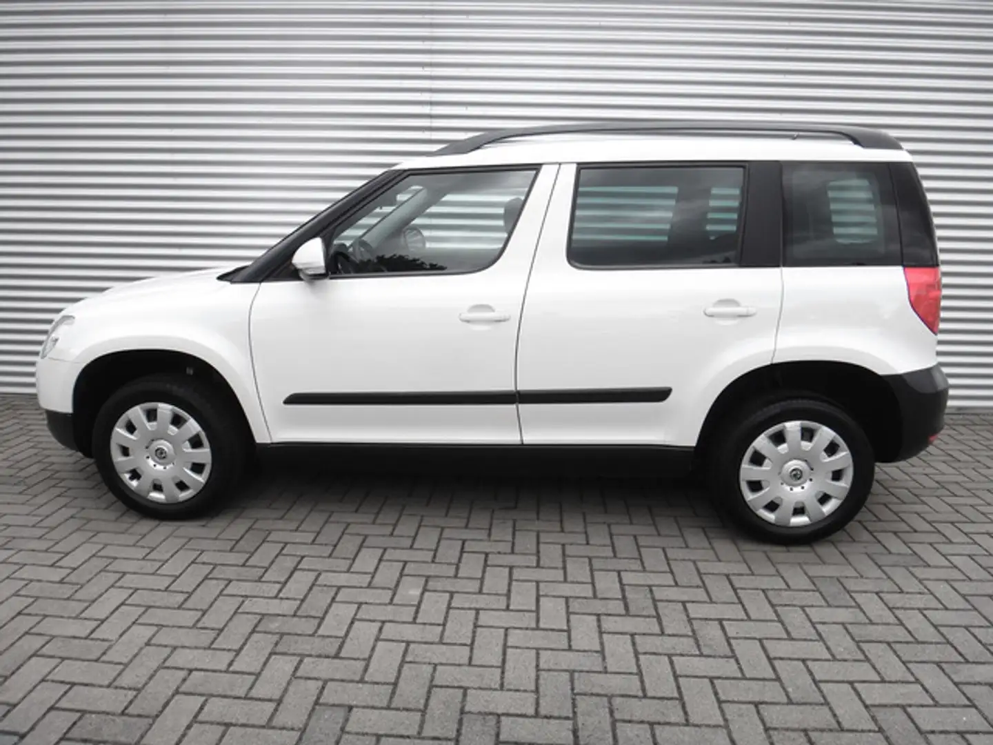 Skoda Yeti 1.8 TSI  4x4 Active Anhängerkupplung+++ Weiß - 2