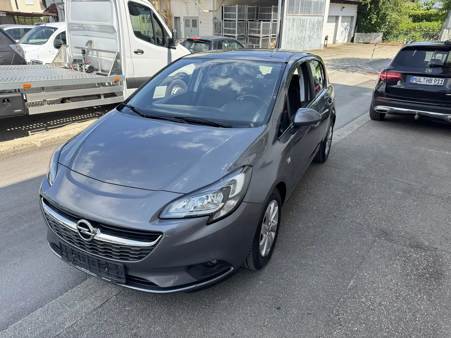 Opel Corsa Corsa E  1.4  5-türig Gris - 1