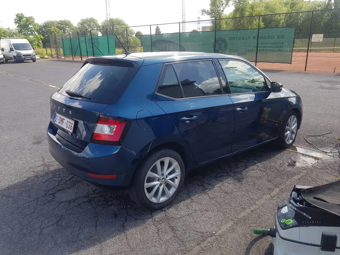 Skoda Fabia Fabia 1.0 TSI Clever BTW Recupereerbaar Blauw - 2
