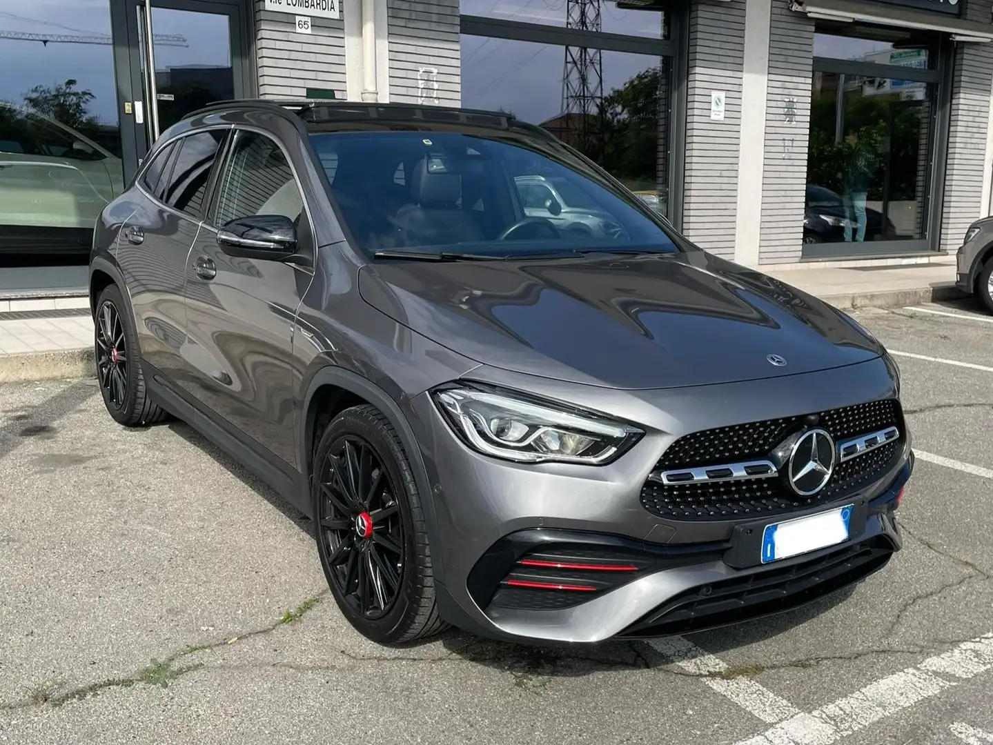 Mercedes-Benz GLA 200 GLA 200 Premium auto Grigio - 2