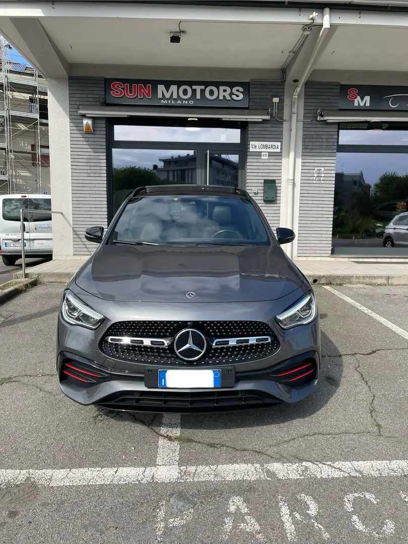 Mercedes-Benz GLA 200 GLA 200 Premium auto Grigio - 1