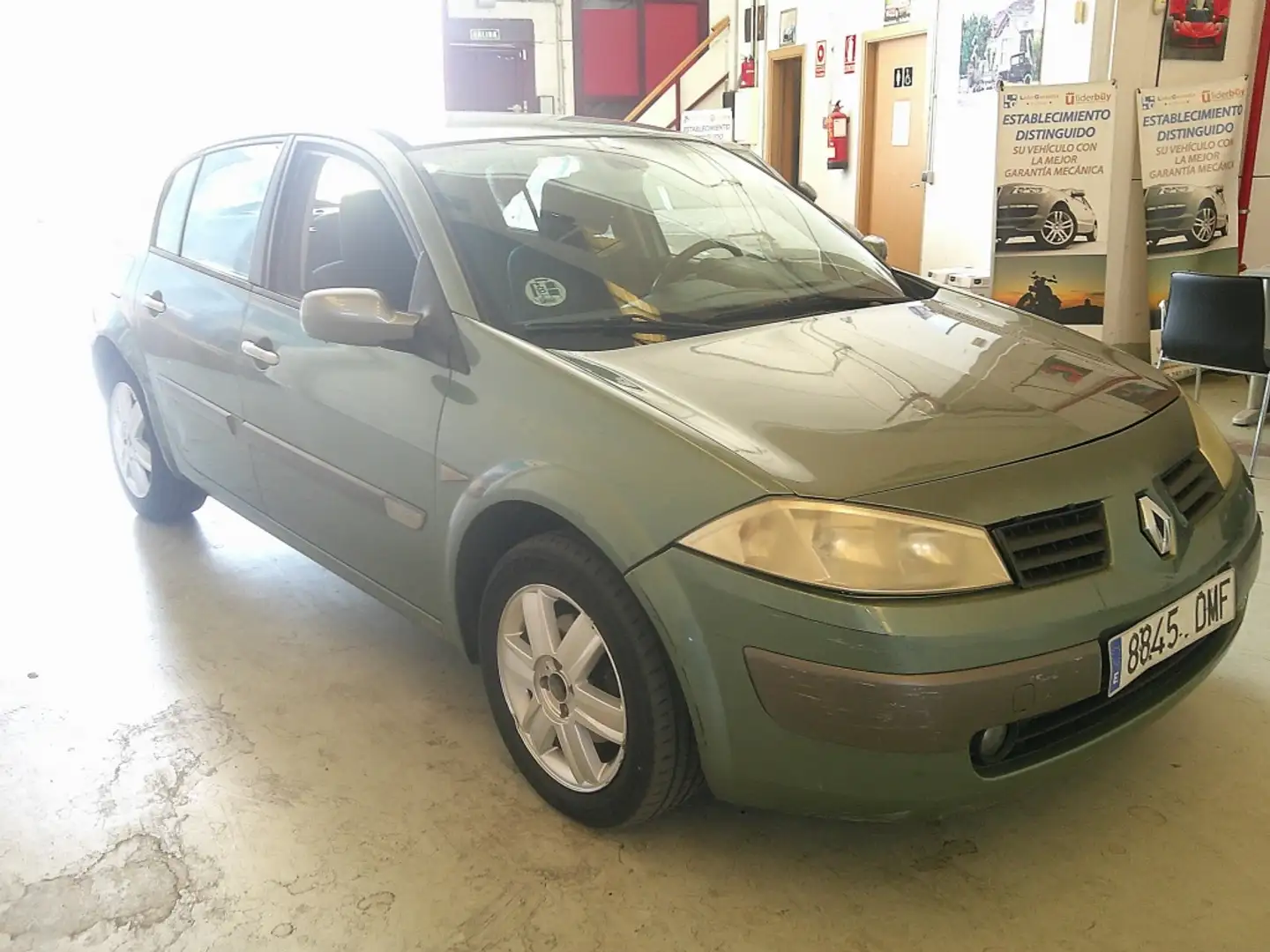 Renault Megane Sedán 1.6 Confort Dynamique Verde - 2