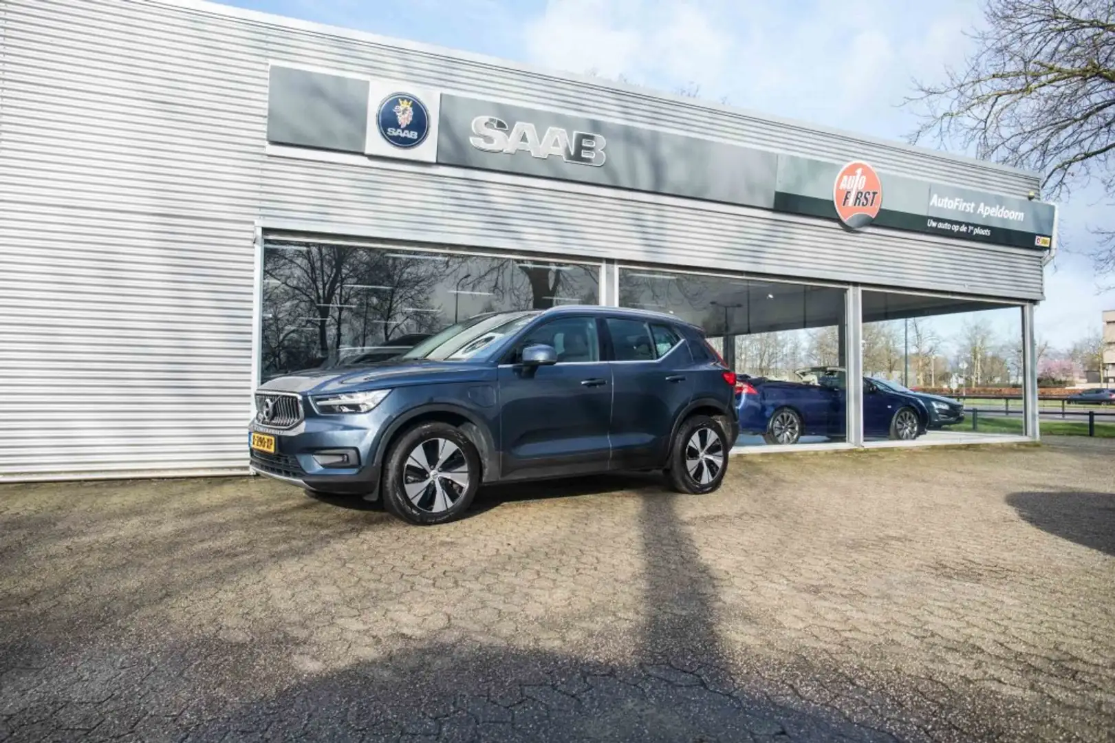 Volvo XC40 Recharge T5 Plug-In Hybrid Inscription Expression Blauw - 2