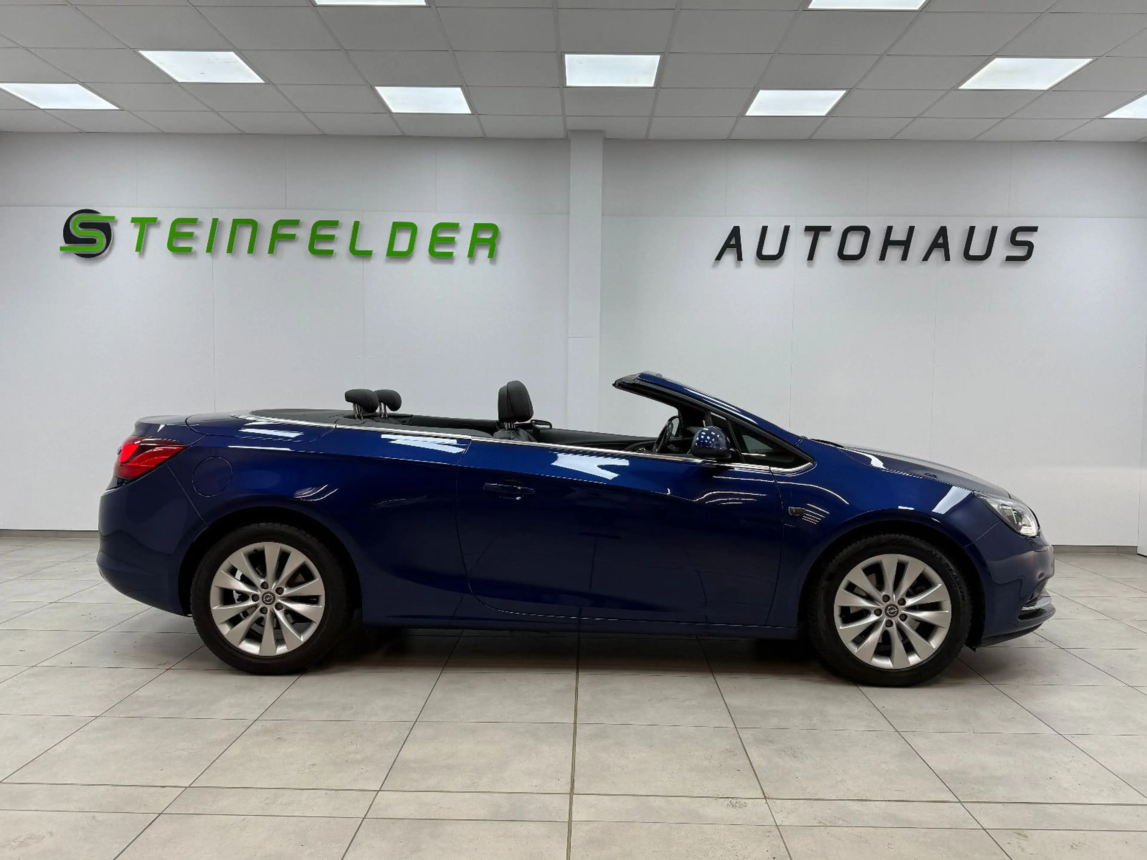 Opel Cascada Innovation XENON / TEMPOMAT/ELEKTR. SITZ — photo 9