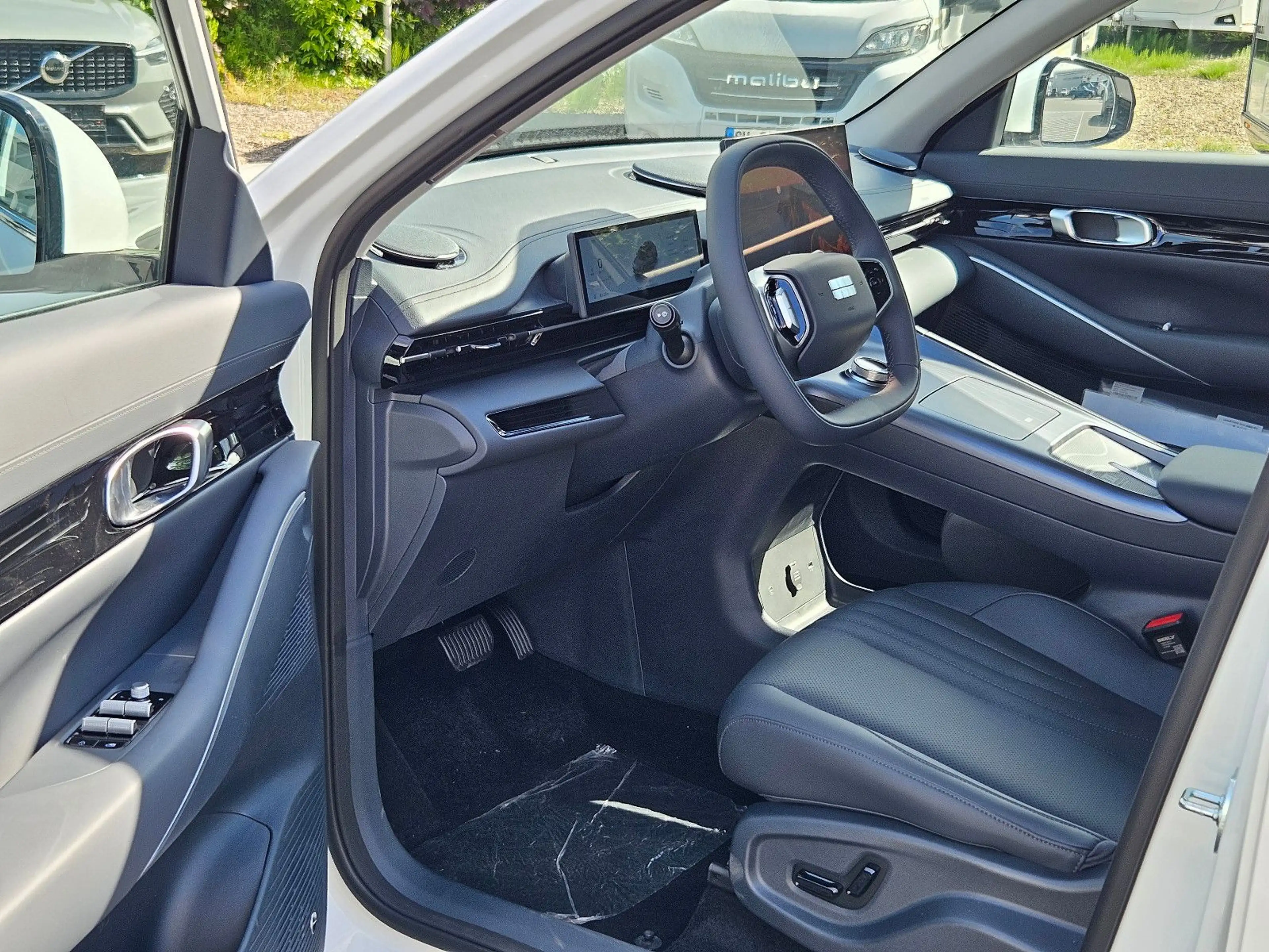 Geely E5 Pro+ Leder 360°Kamera — photo 9