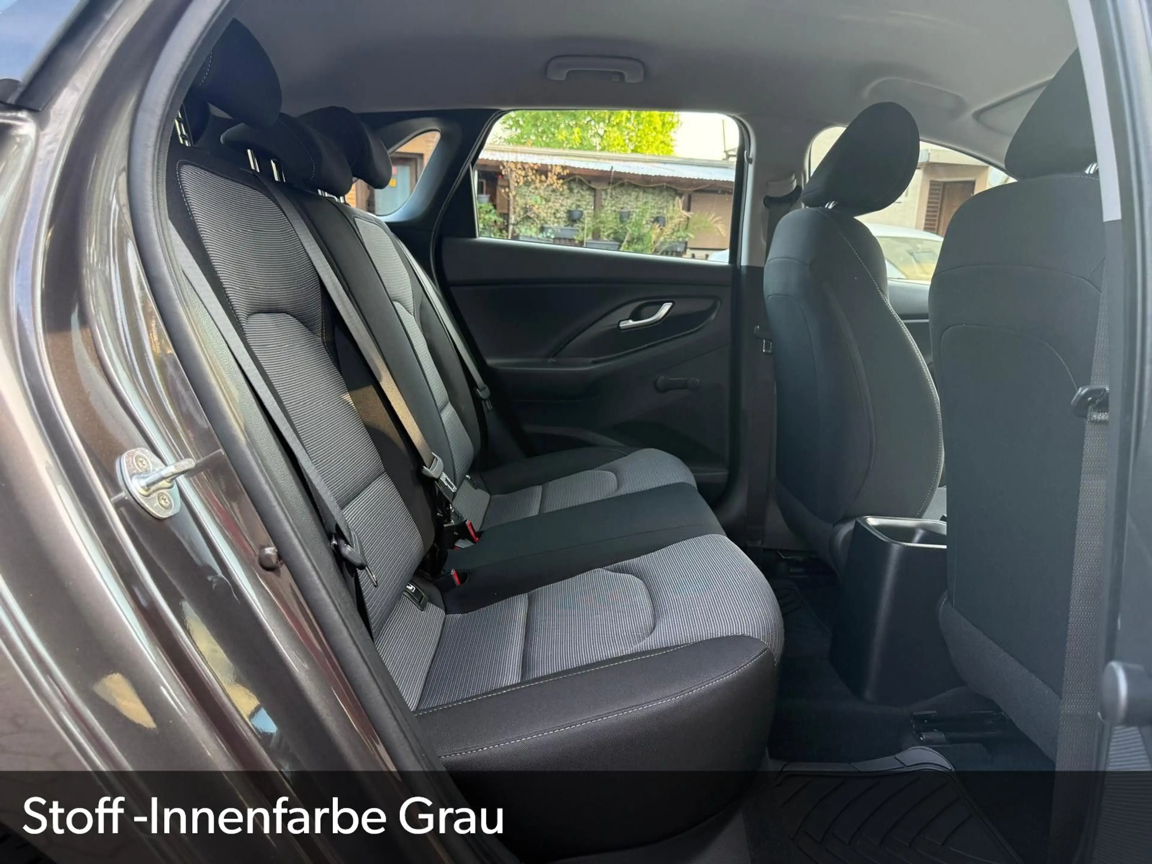 Hyundai i30 MPI (1.4L-99PS)KLIMA.TEMP.AHK.GARANTIE — photo 9