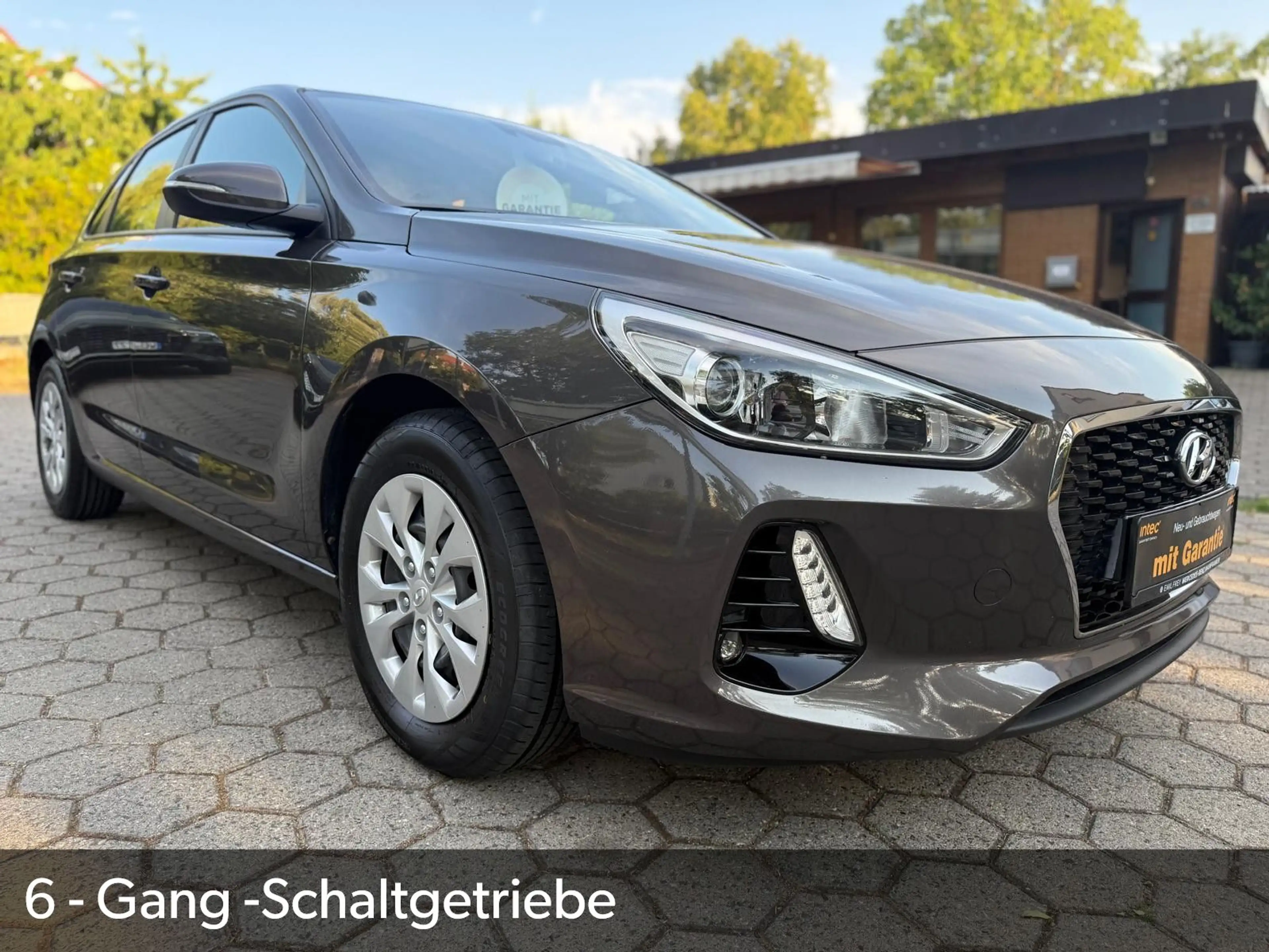 Hyundai i30 MPI (1.4L-99PS)KLIMA.TEMP.AHK.GARANTIE — photo 6