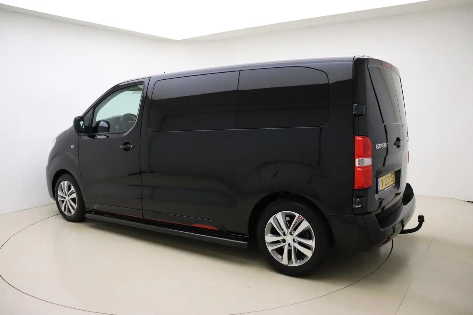 Peugeot Expert 227S 2.0 BlueHDI Sport Edition 180 PK | L2 | Autom Noir - 2