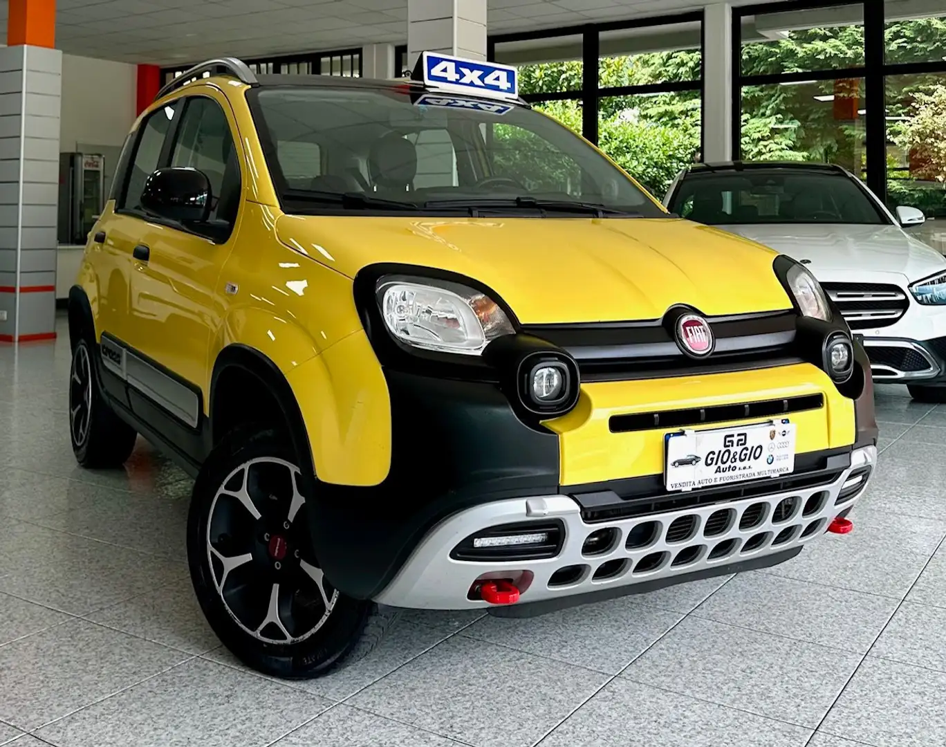 Fiat Panda Panda III 2021 4x4 Cross 0.9 t.air t. Cross 4x4 Giallo - 2