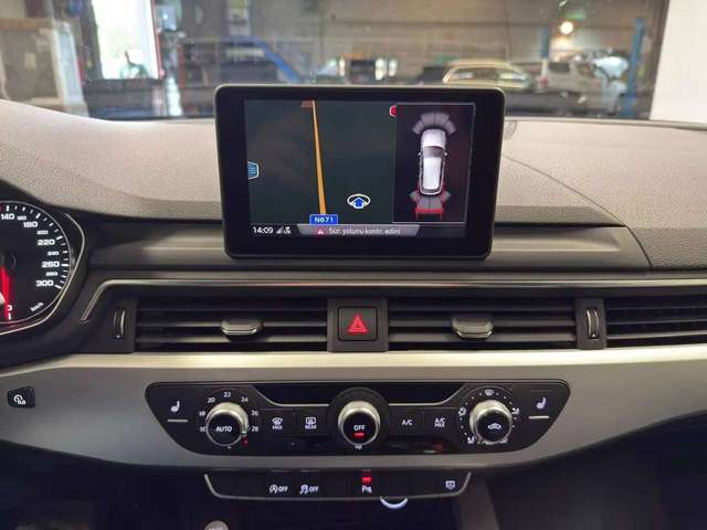 Audi A4 — photo 17
