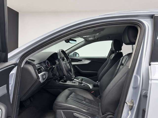 Audi A4 — photo 11