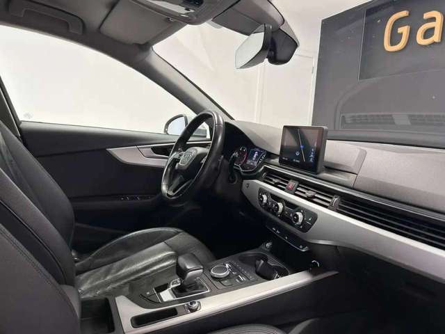 Audi A4 — photo 13