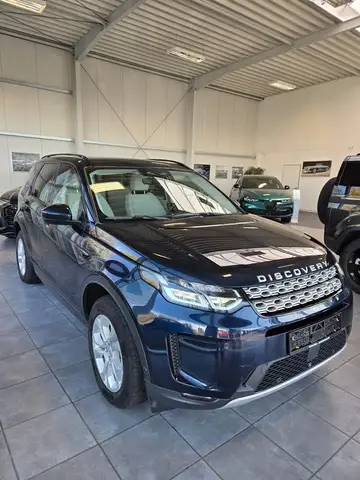 Land Rover Discovery Sport view 7