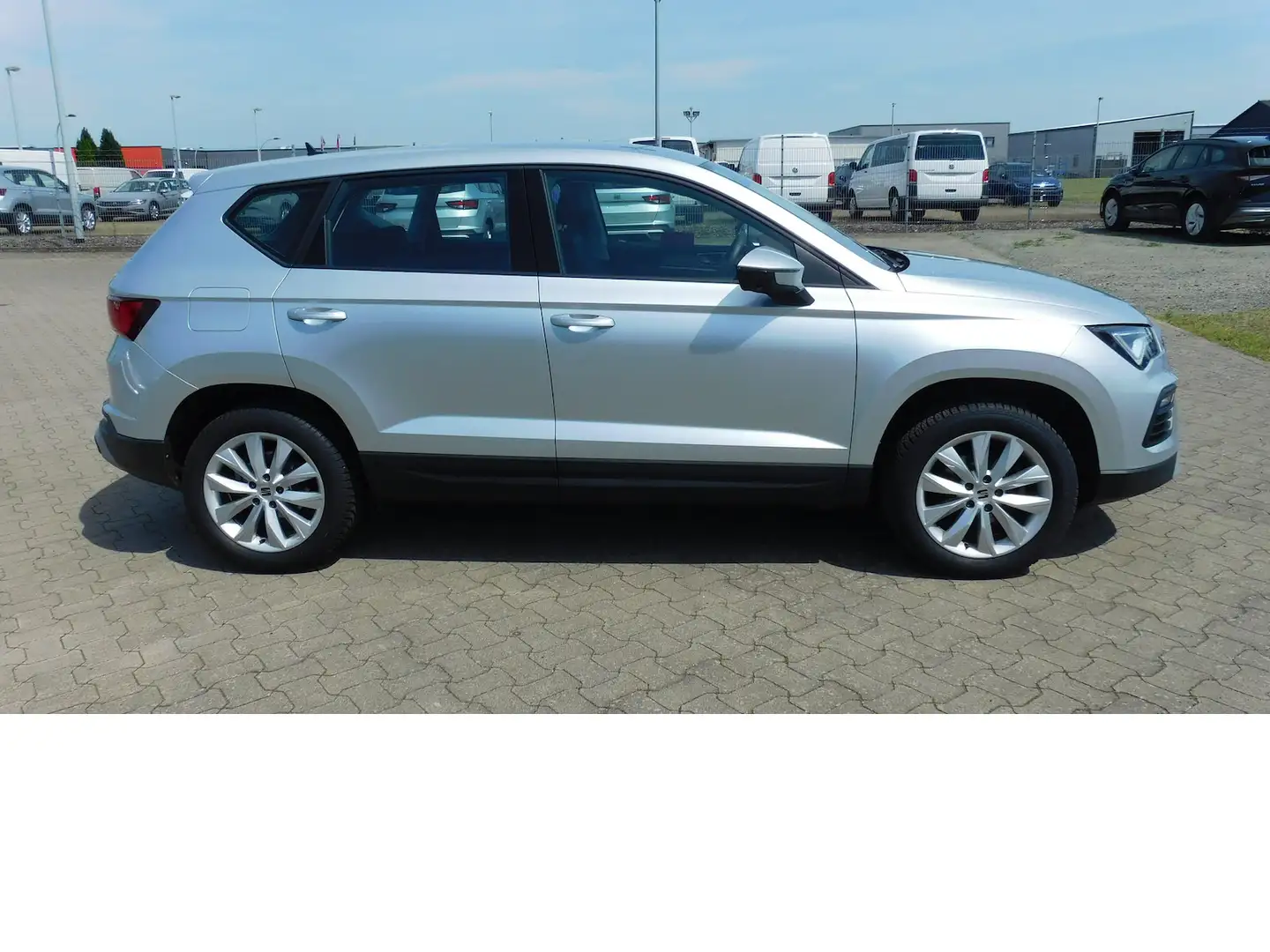 SEAT Ateca 1.5 Style TSI BMT Navi Klima Alu Silber - 2