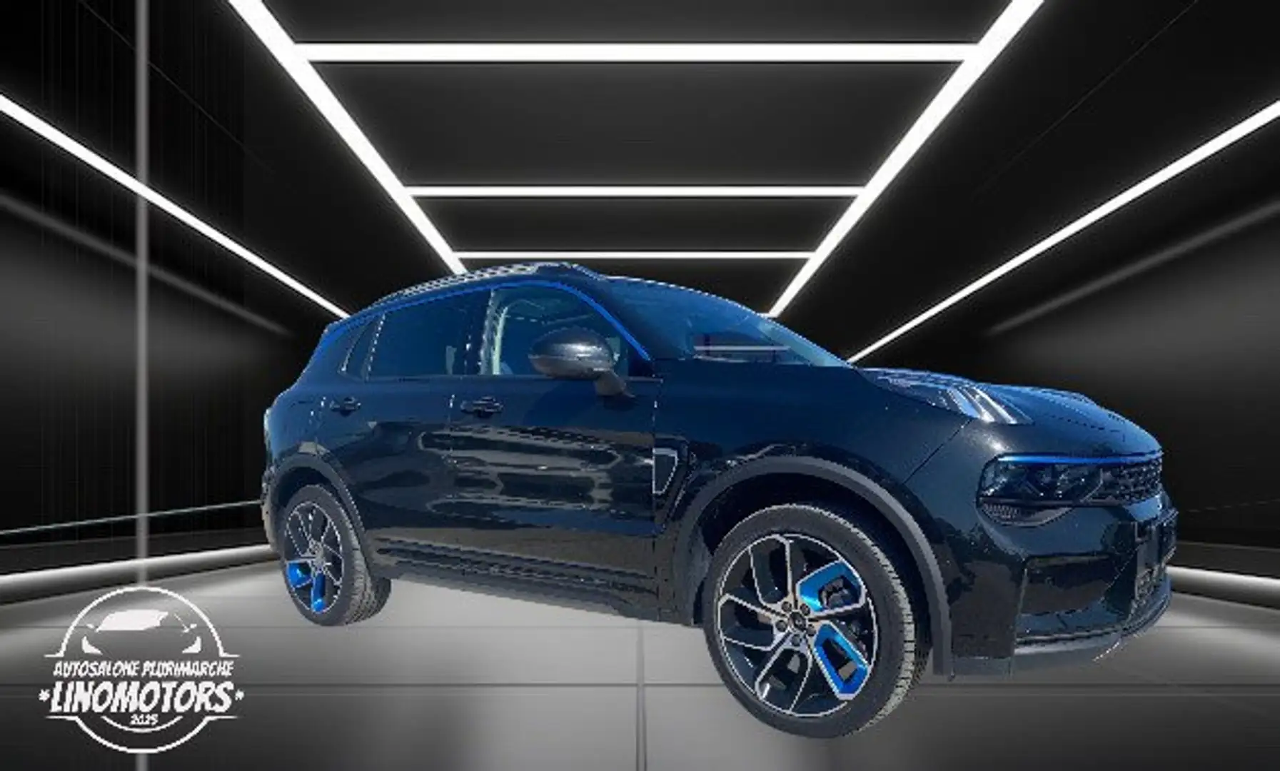 Lynk & Co 01 01 1.5 td phev auto Černá - 1
