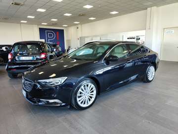 1.6 CDTI Grand Sport Innov. Auto Pelle Fari LED