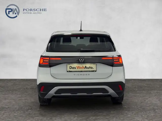 Volkswagen T-Cross view 5