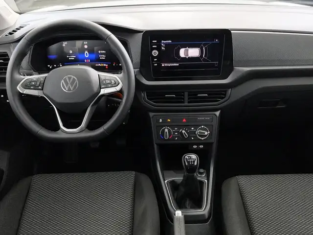 Volkswagen T-Cross view 7