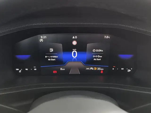 Volkswagen T-Cross view 9