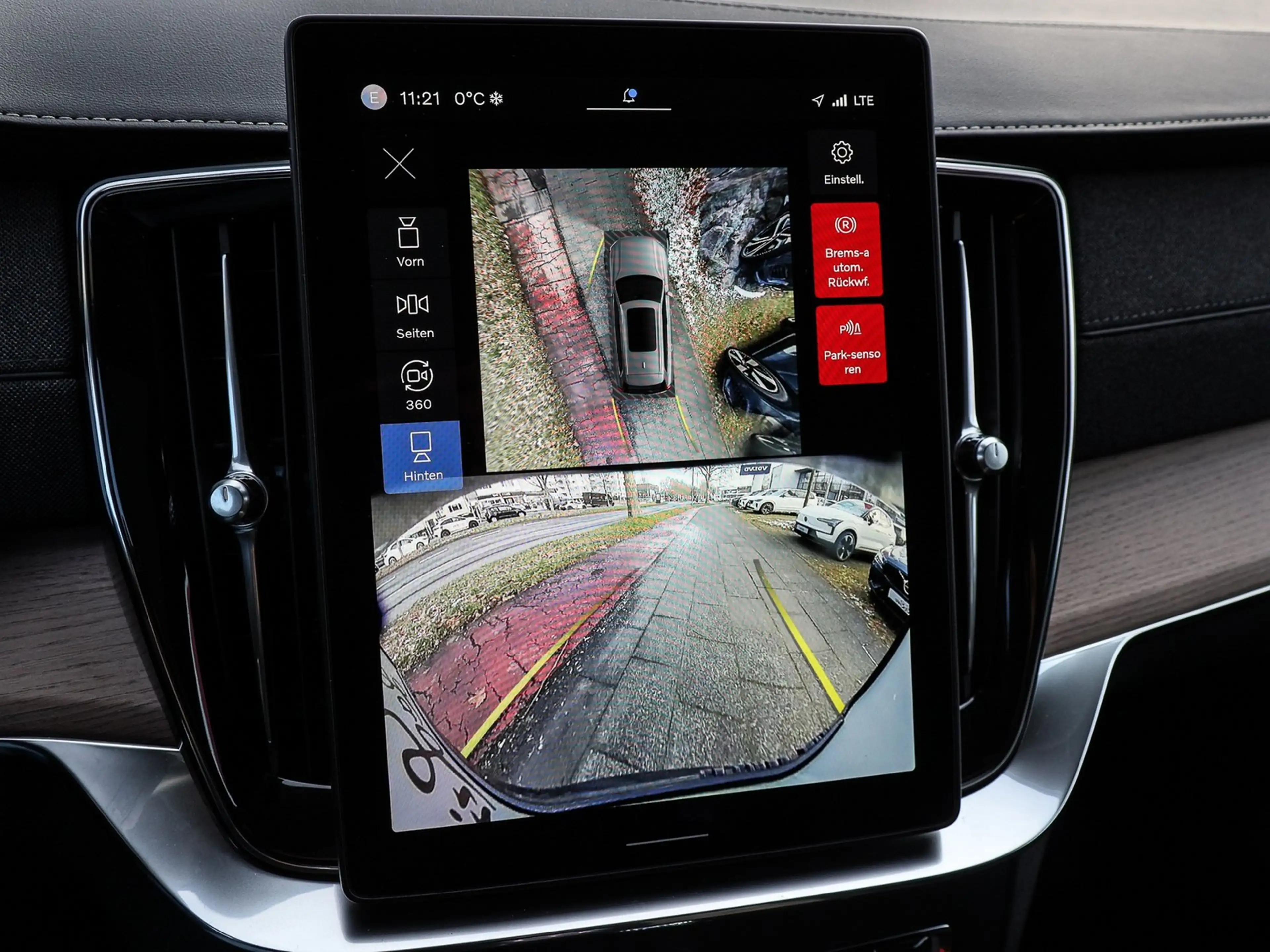 Volvo XC90 T8 AWD Reskin Plus Dark NP:95.230,-/PANO/360°/HK — photo 12