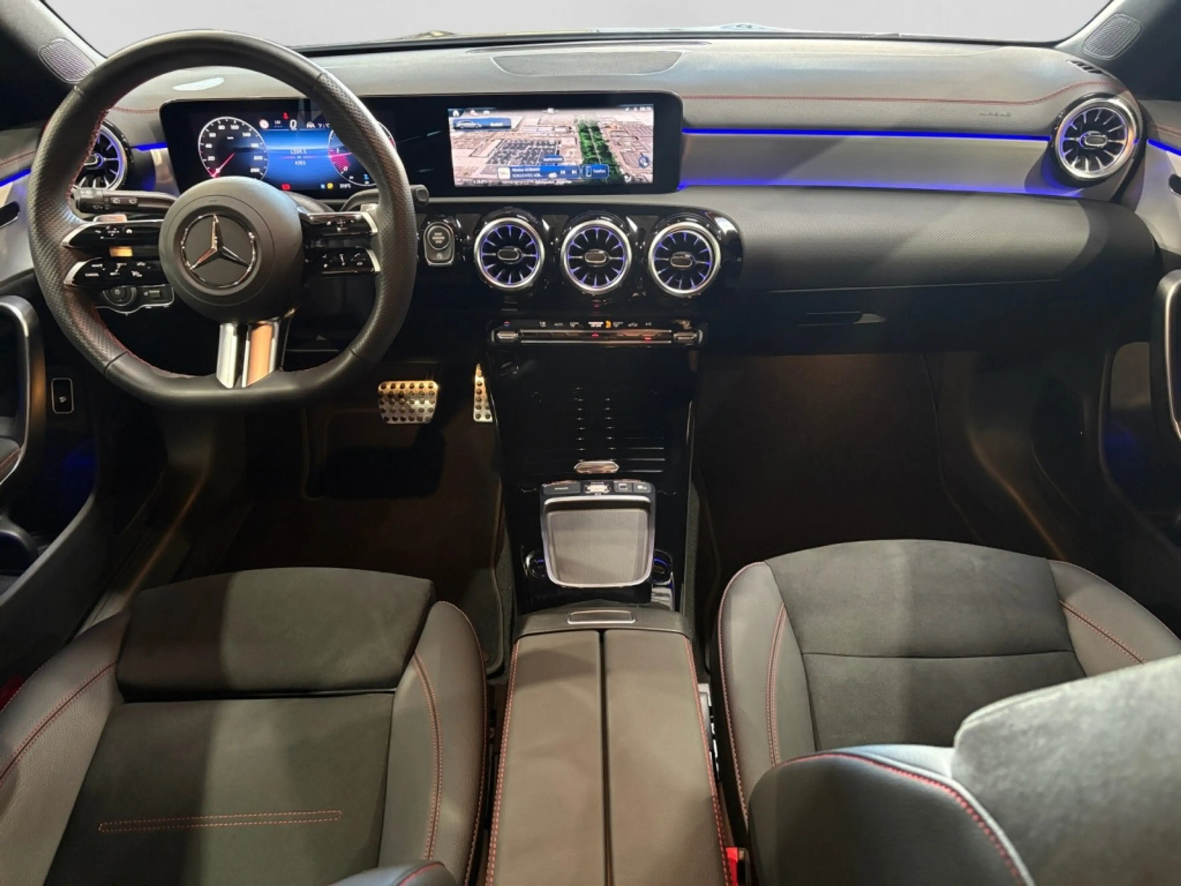 Mercedes-Benz CLA 220 d Shooting Brake AMG|MBEAM|NIGHT|MBUX|LM — photo 11