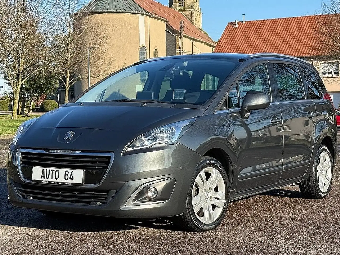 Peugeot 5008 5008 1.6 HDI 120CV BVA 7 Places 1ère Main Gris - 2