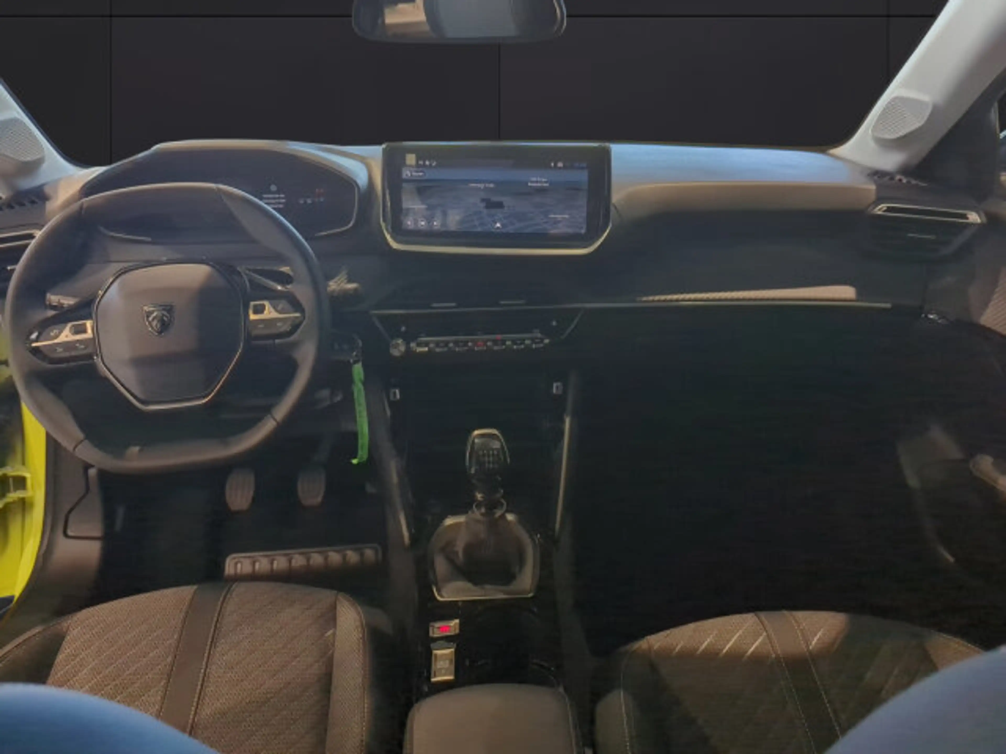 Peugeot 208 208 Allure 100 BAR +360°Kamera+Navigation+SHZ+ — photo 10