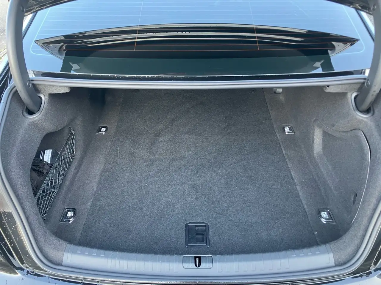Audi A6 55TFSI quattro S-tronic / Pano, LED 16