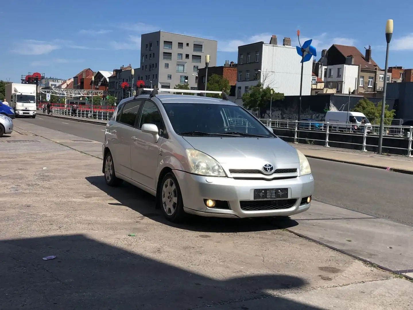 Toyota Corolla Verso 2.0 Turbo D-4D Linea Sol 7 PLACES - 2