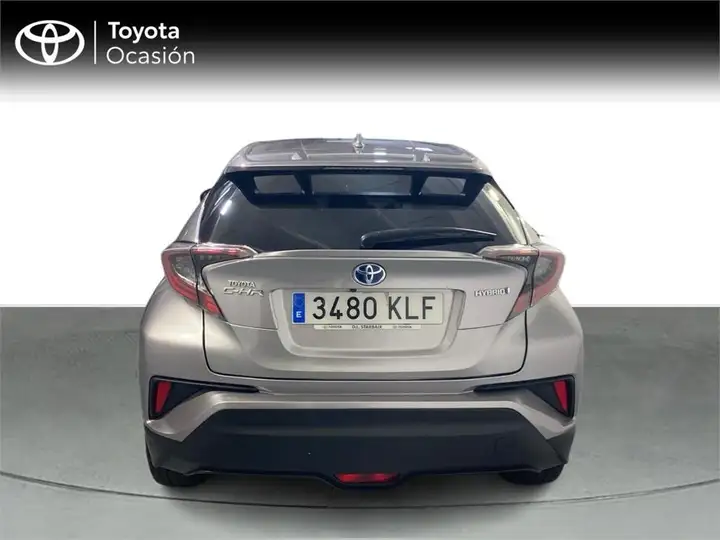 Toyota C-HR 2018, foto 4