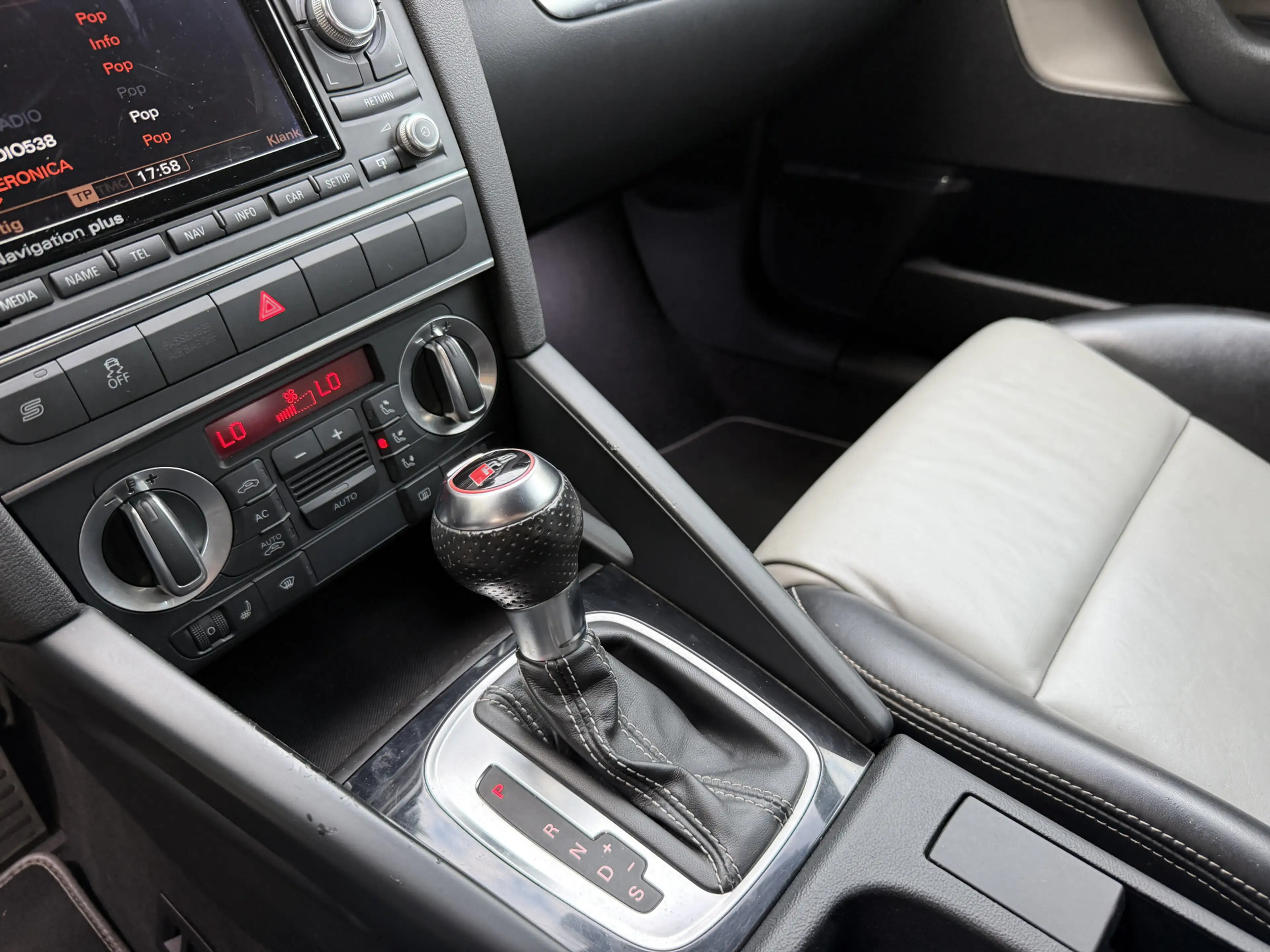 Audi RS3 Sportback 2.5 T Quattro Exclusive — photo 19