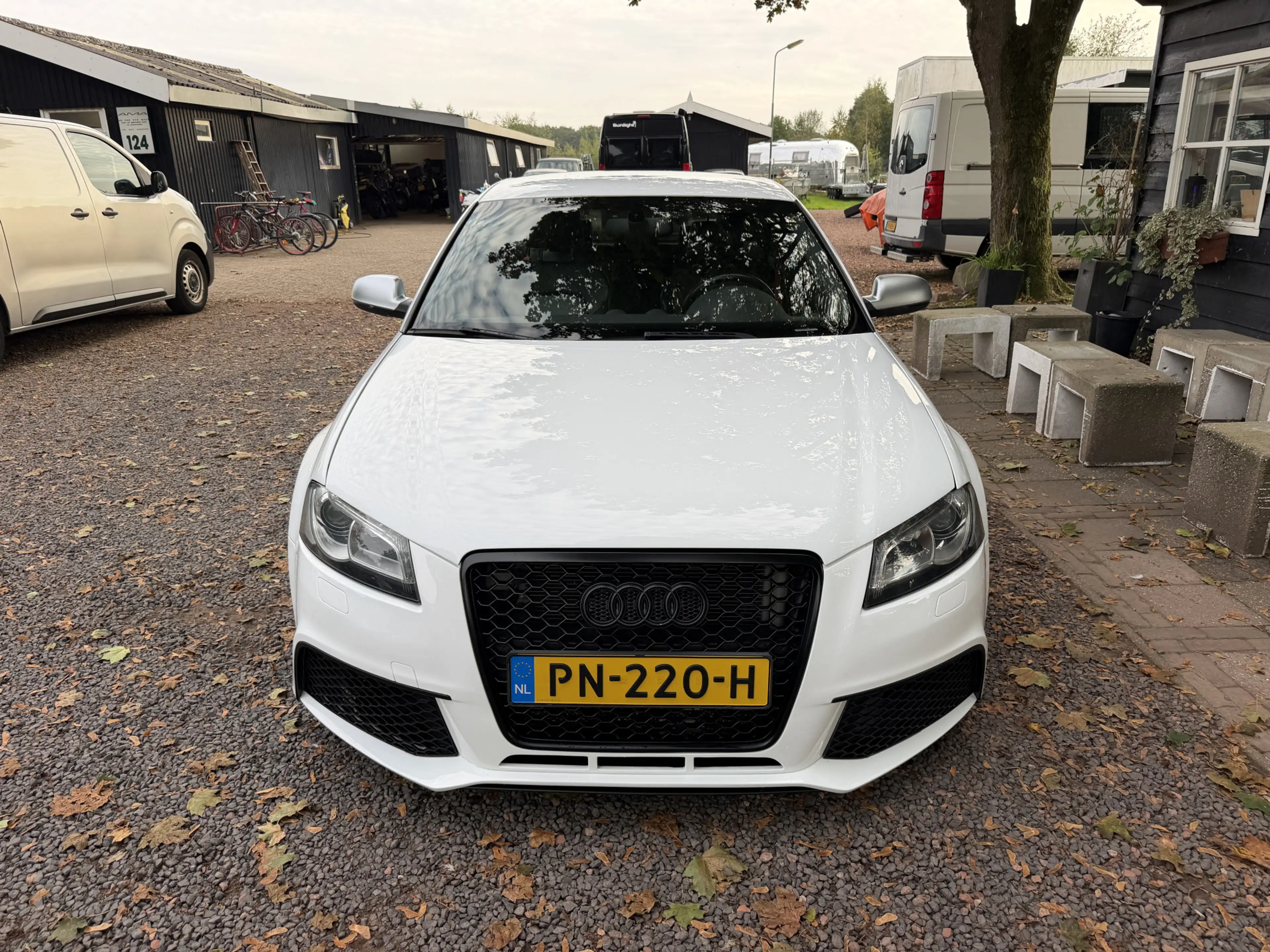 Audi RS3 Sportback 2.5 T Quattro Exclusive — photo 3