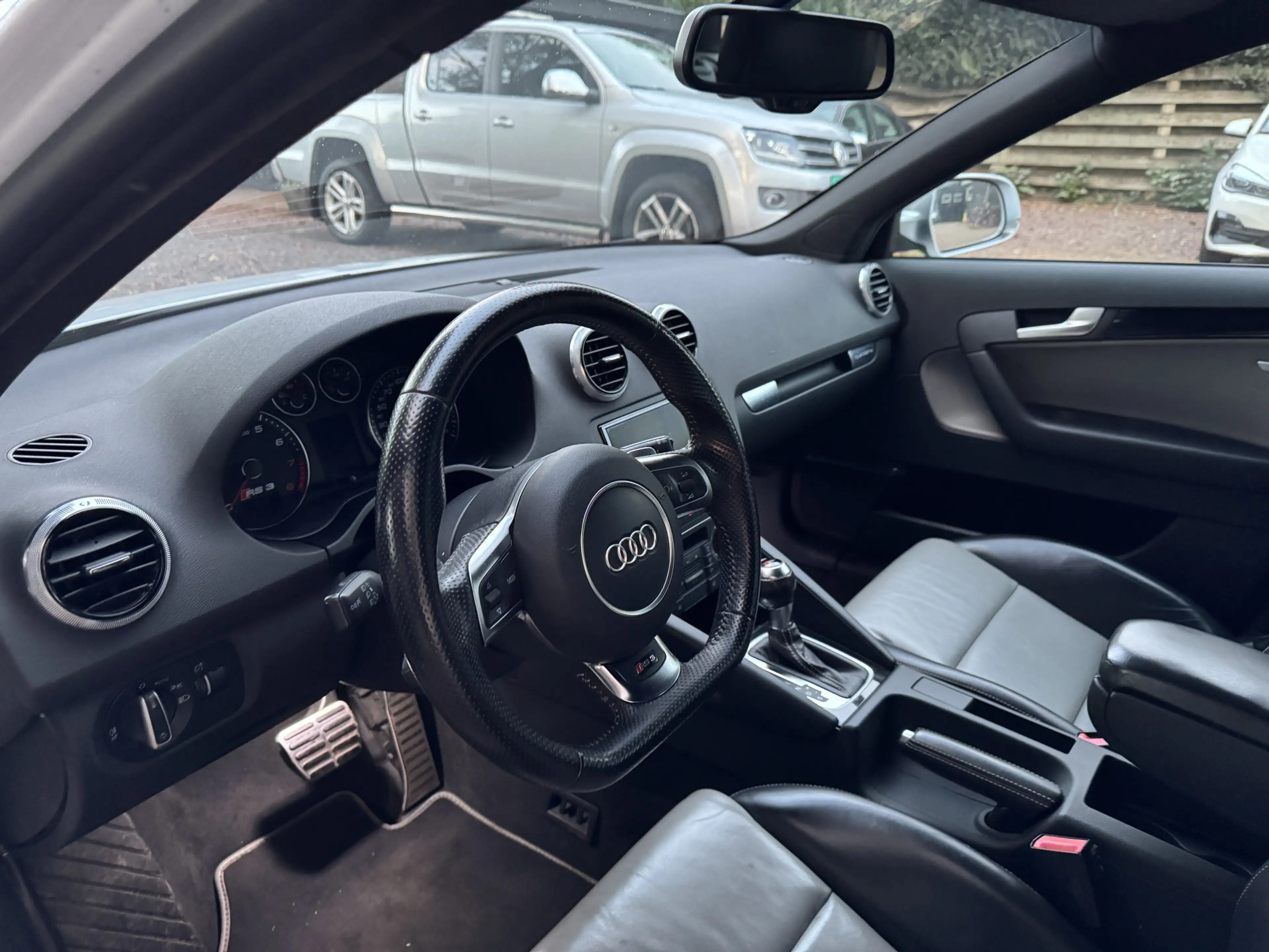 Audi RS3 Sportback 2.5 T Quattro Exclusive — photo 33