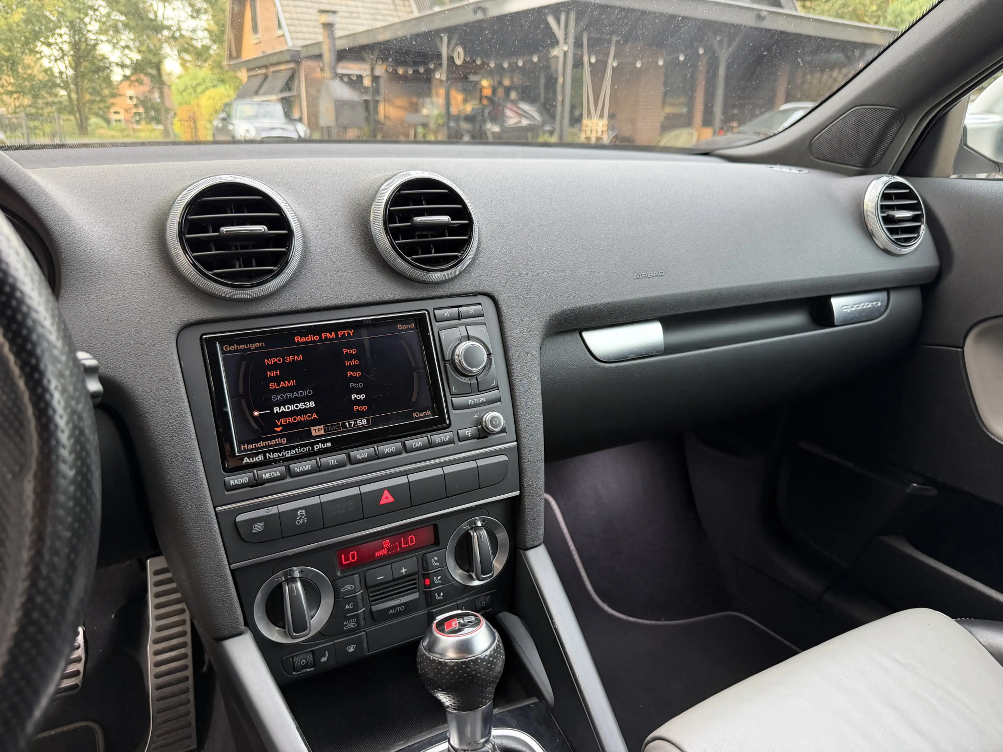 Audi RS3 Sportback 2.5 T Quattro Exclusive — photo 18