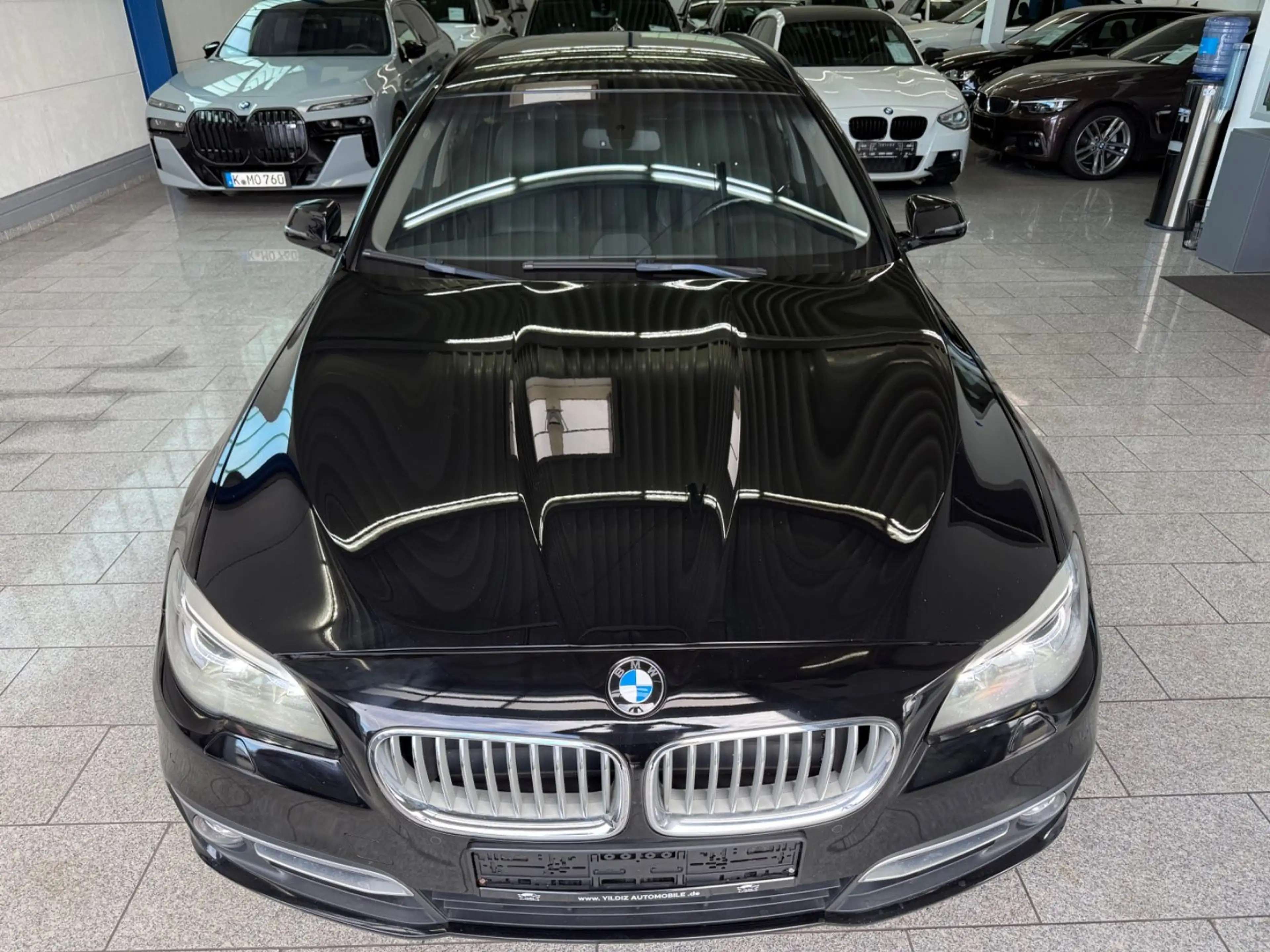 BMW 520 d*AUTOM*BI-XEN*NAVI*TMP*PDC*LED*4XSHZ*LEDER — photo 3