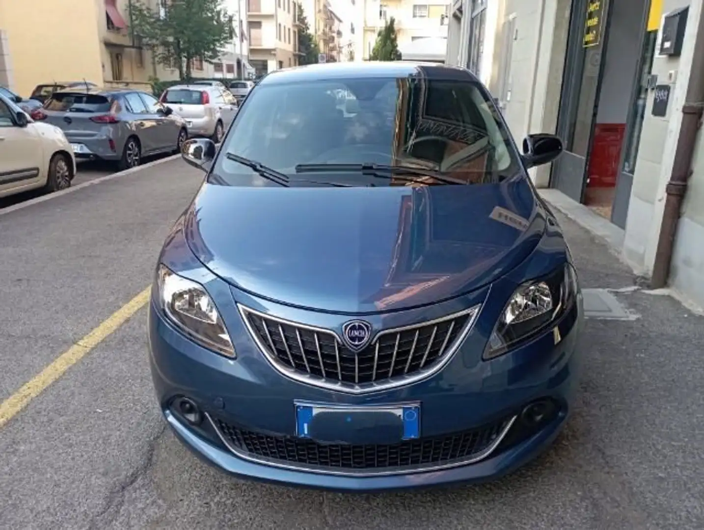 Lancia Ypsilon Ypsilon III 2021 1.0 firefly hybrid Gold Plus s Blu/Azzurro - 1