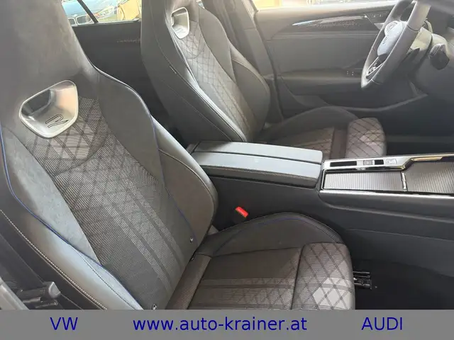 Volkswagen Passat Variant R-LINE 1.5 TSI eHybrid 150 kW* Ansicht 16