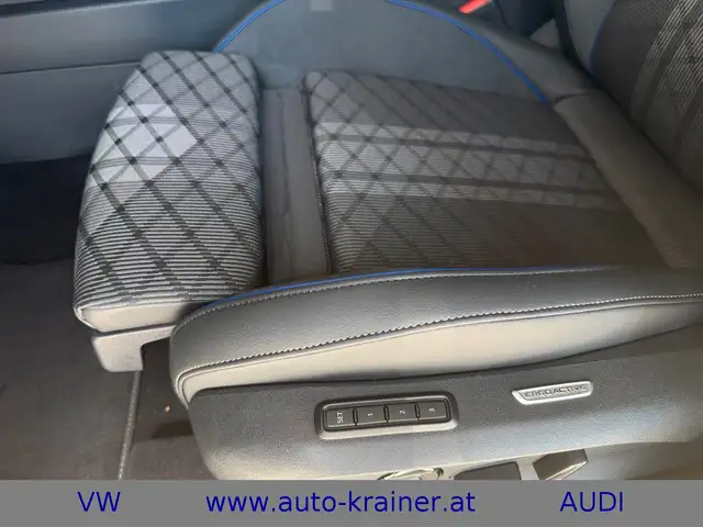 Volkswagen Passat Variant R-LINE 1.5 TSI eHybrid 150 kW* Ansicht 7