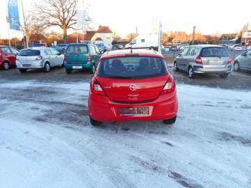 Bild 8 Opel Corsa 5-Türer 1.4 16V Selection