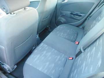 Bild 11 Opel Corsa 5-Türer 1.4 16V Selection