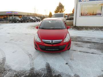 Fotografie Opel Corsa 5-Türer 1.4 16V Selection