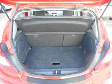 Bild 12 Opel Corsa 5-Türer 1.4 16V Selection