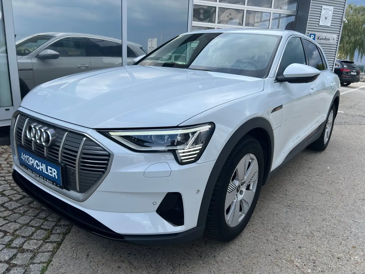 Audi e-tron 55 quattro Weiß - 1